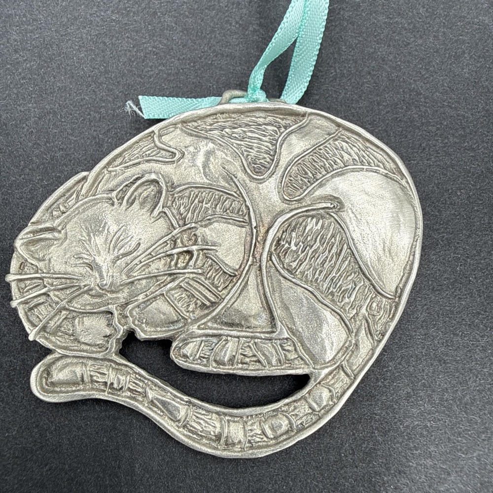 Vintage Cynthia Webb Pewter Cat Ornament Cozy Nap Kitty Decor‎ 1990s Gift Box